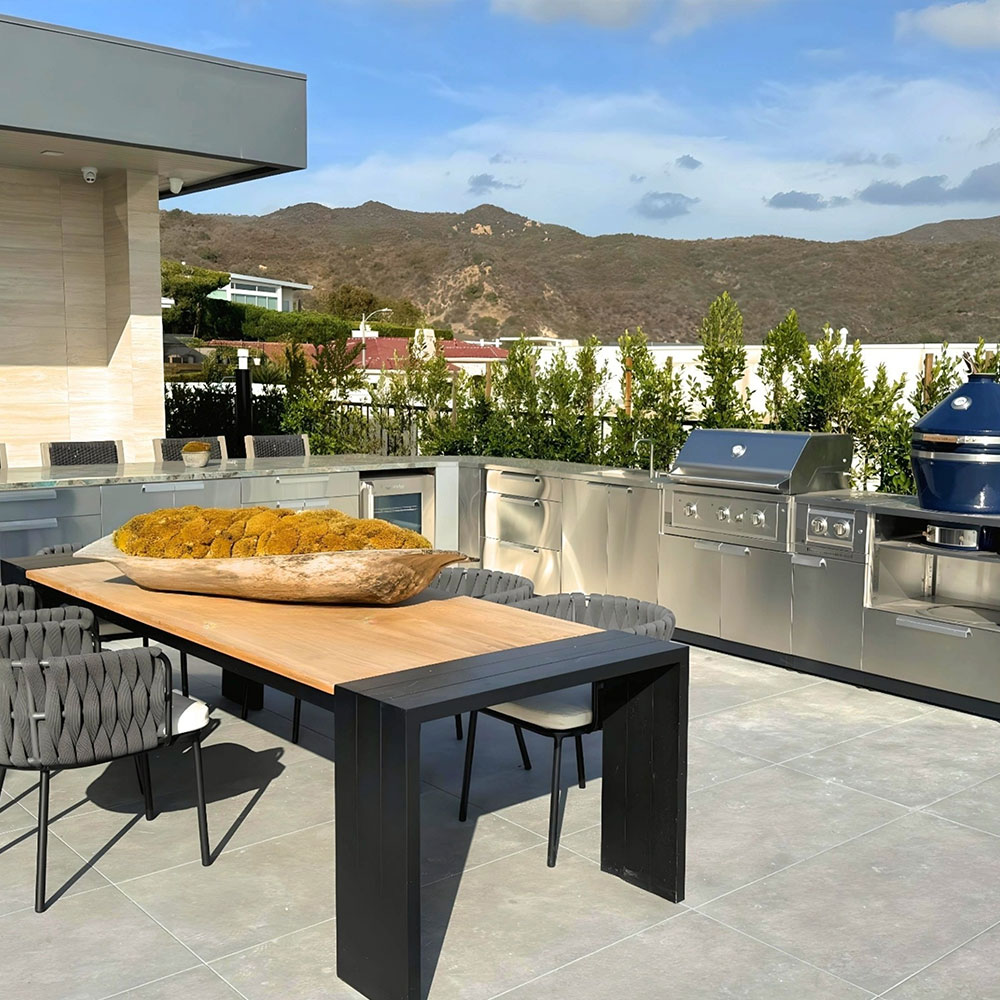 Outdoor Spaces – Backyard & Pool